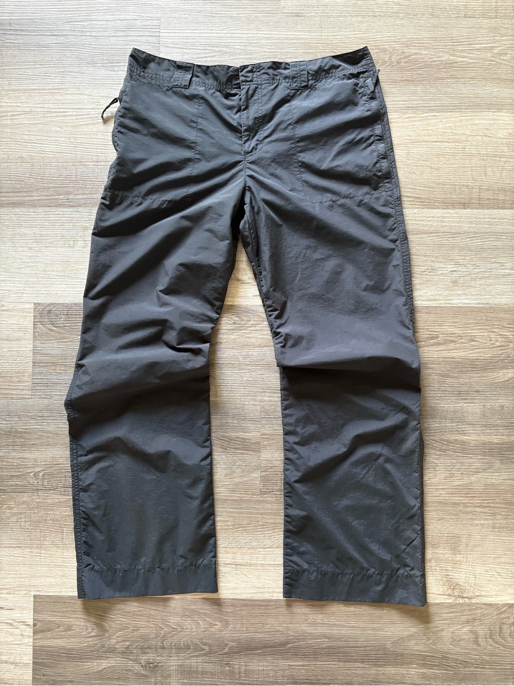 GAP Black Nylon Cotton Blend Cropped Cargo Pants Techwear Size XL / 14